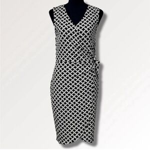 Banana Republic Black & White Faux Wrap Jersey Dress - Petite Small